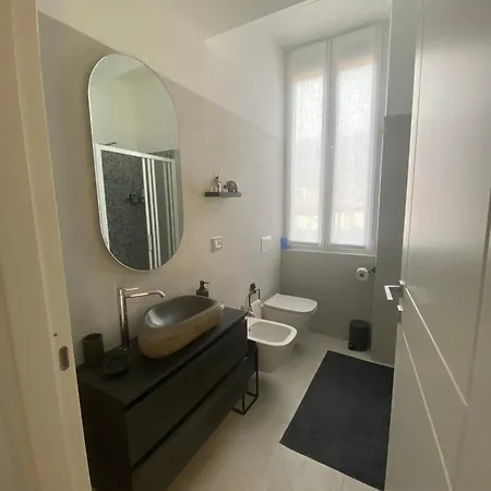 Il Portico 41 * كومو